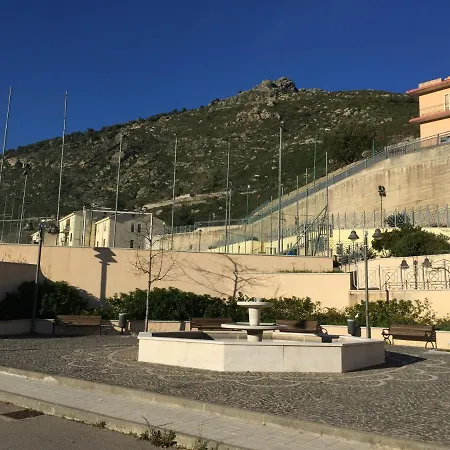 Pagu Pagu De Paradisu - A Little Bit Of Paradise